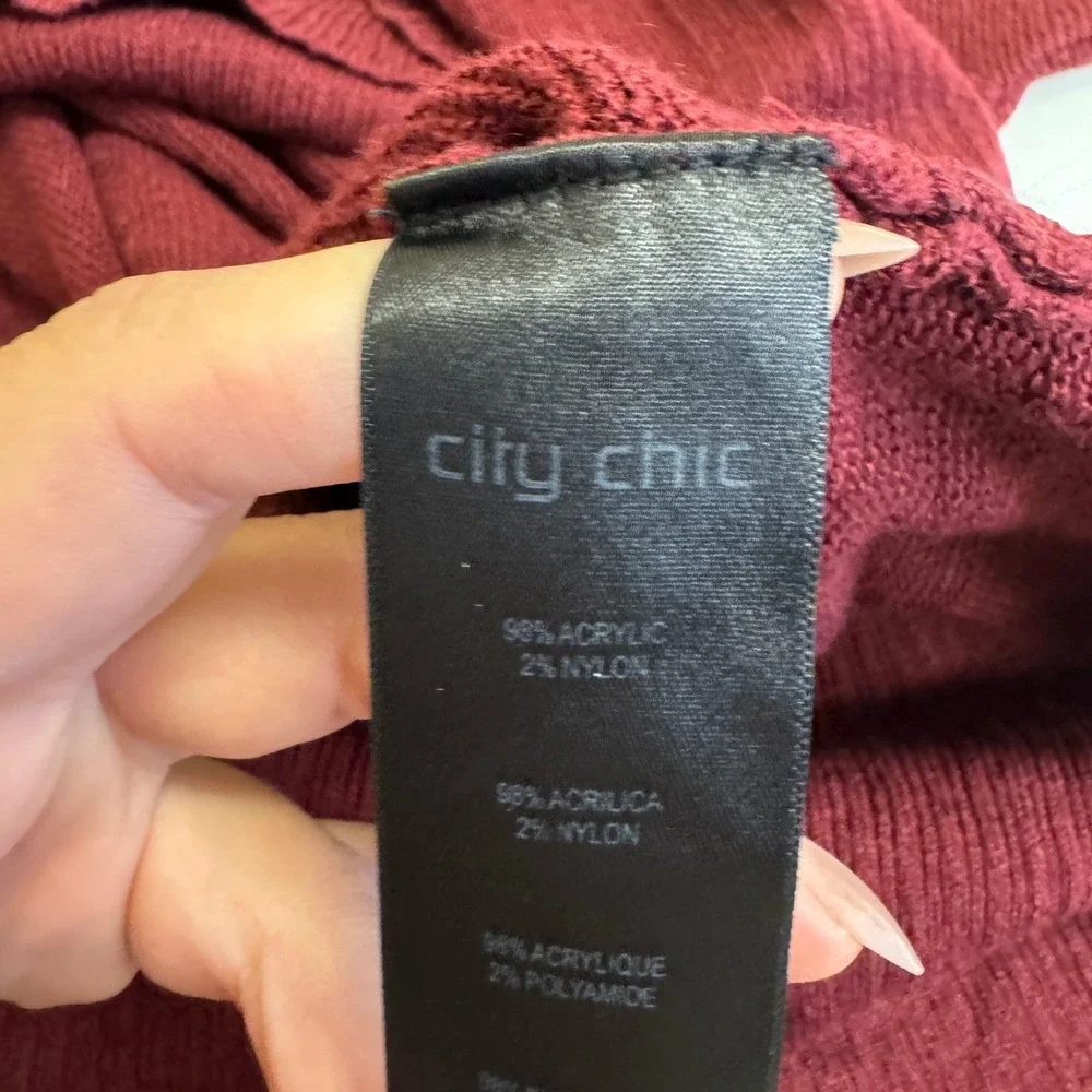 City Chic Sweater Womens XL Red Strappy V Neck Ribbed Knit Tunic Boho Side‎ Slit